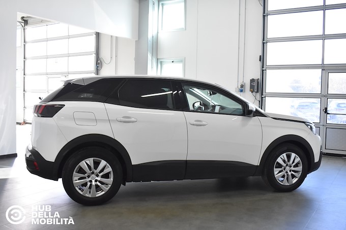 PEUGEOT 3008 BlueHDi 130 S&S EAT8 Business